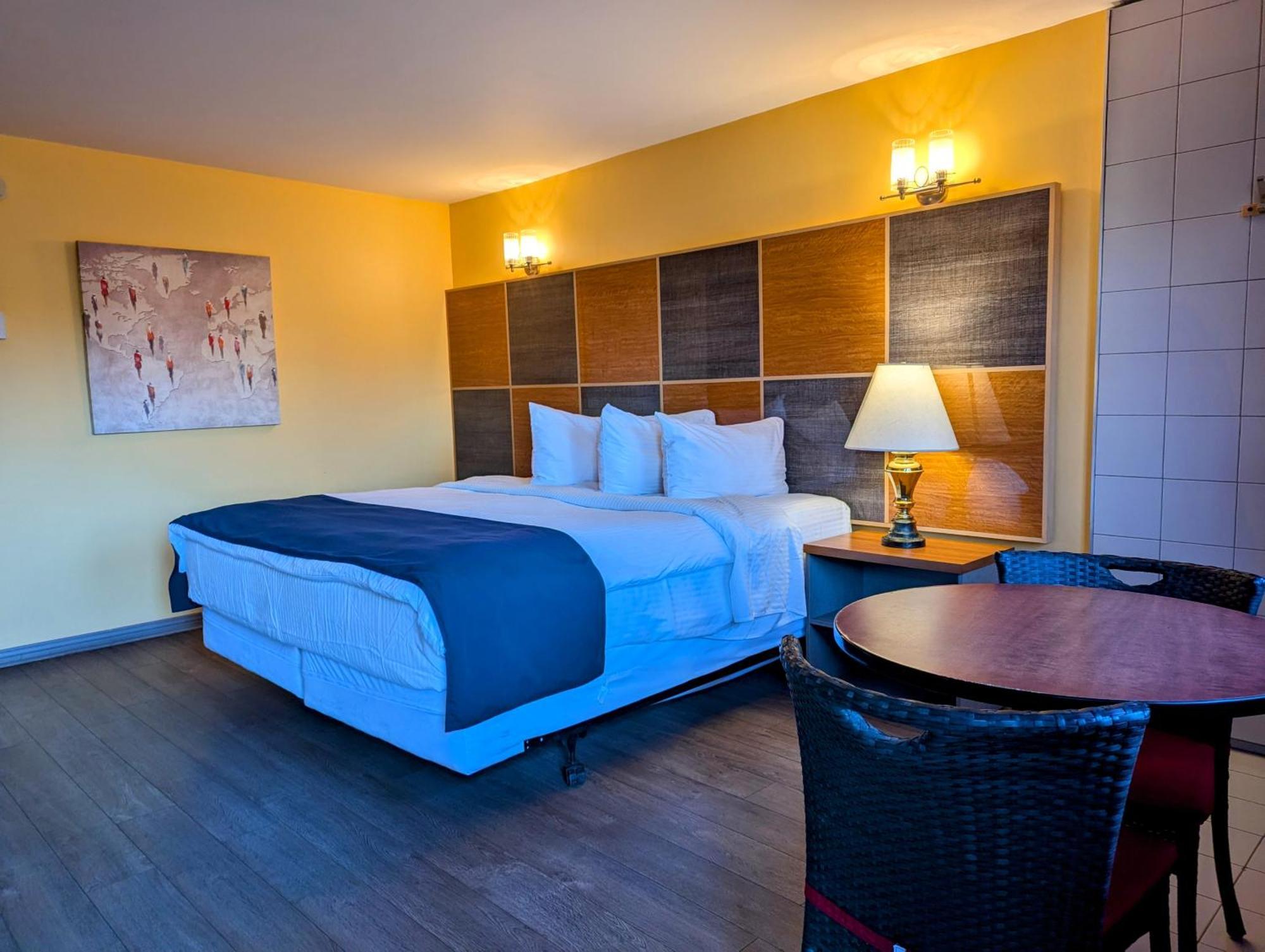 Saint-Sauveur-des-Monts Motel Des Pentes Et Suites מראה חיצוני תמונה