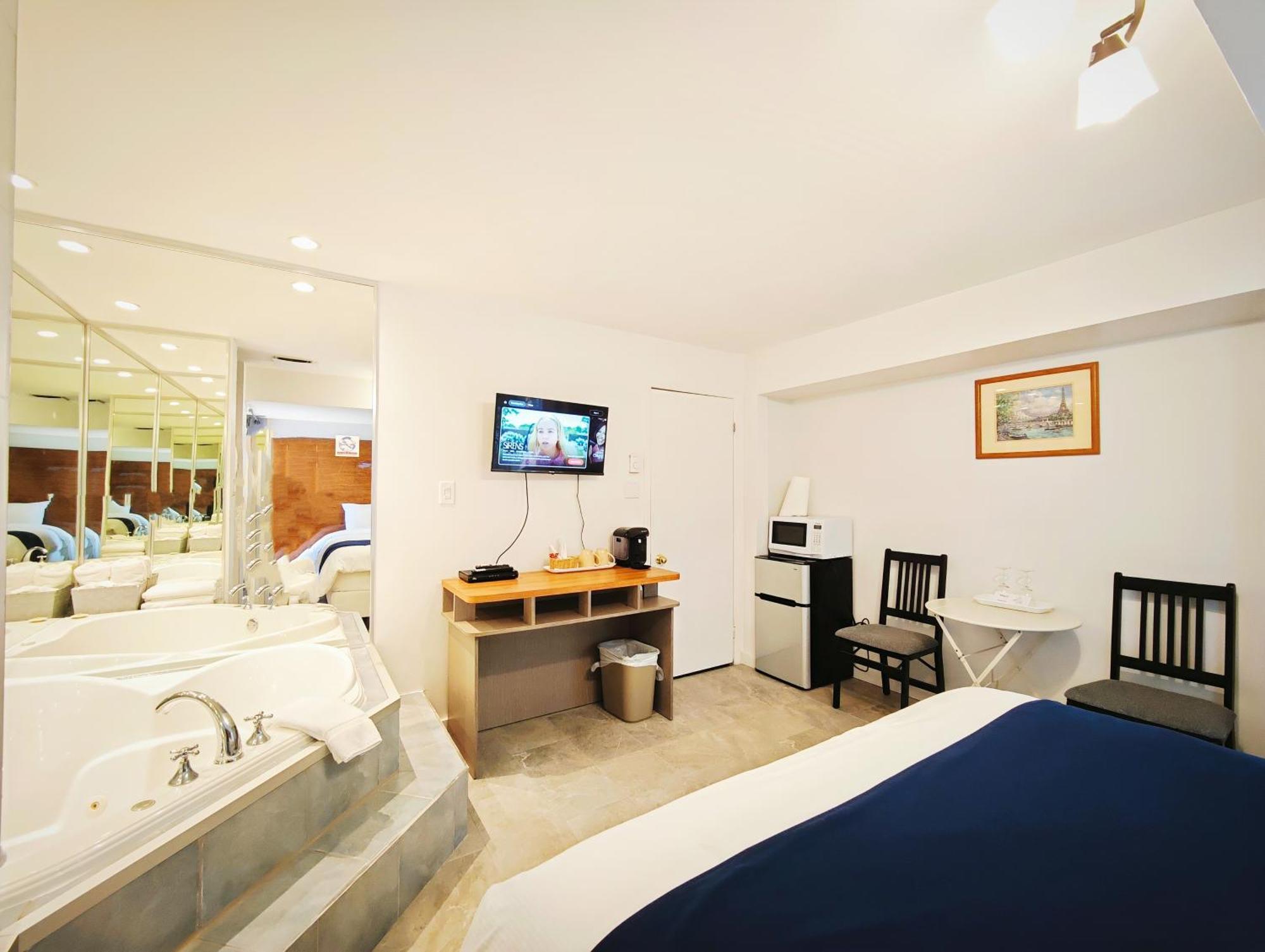 Saint-Sauveur-des-Monts Motel Des Pentes Et Suites מראה חיצוני תמונה